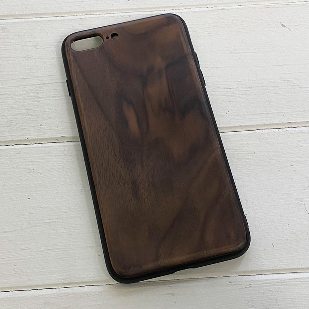 Чохол для iPhone з дерева